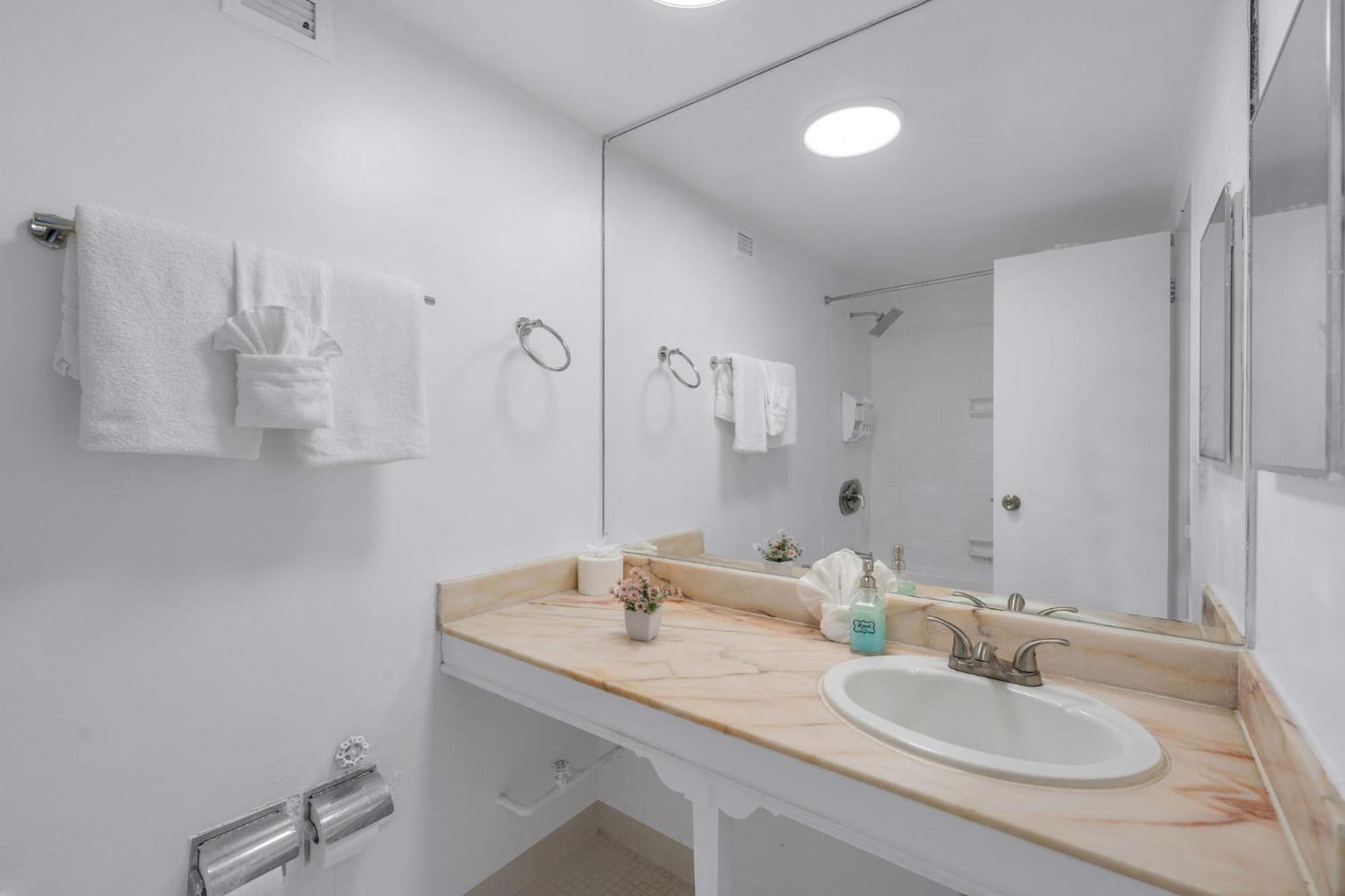 Seastays ~ Oceanfront Apartamento Miami Beach