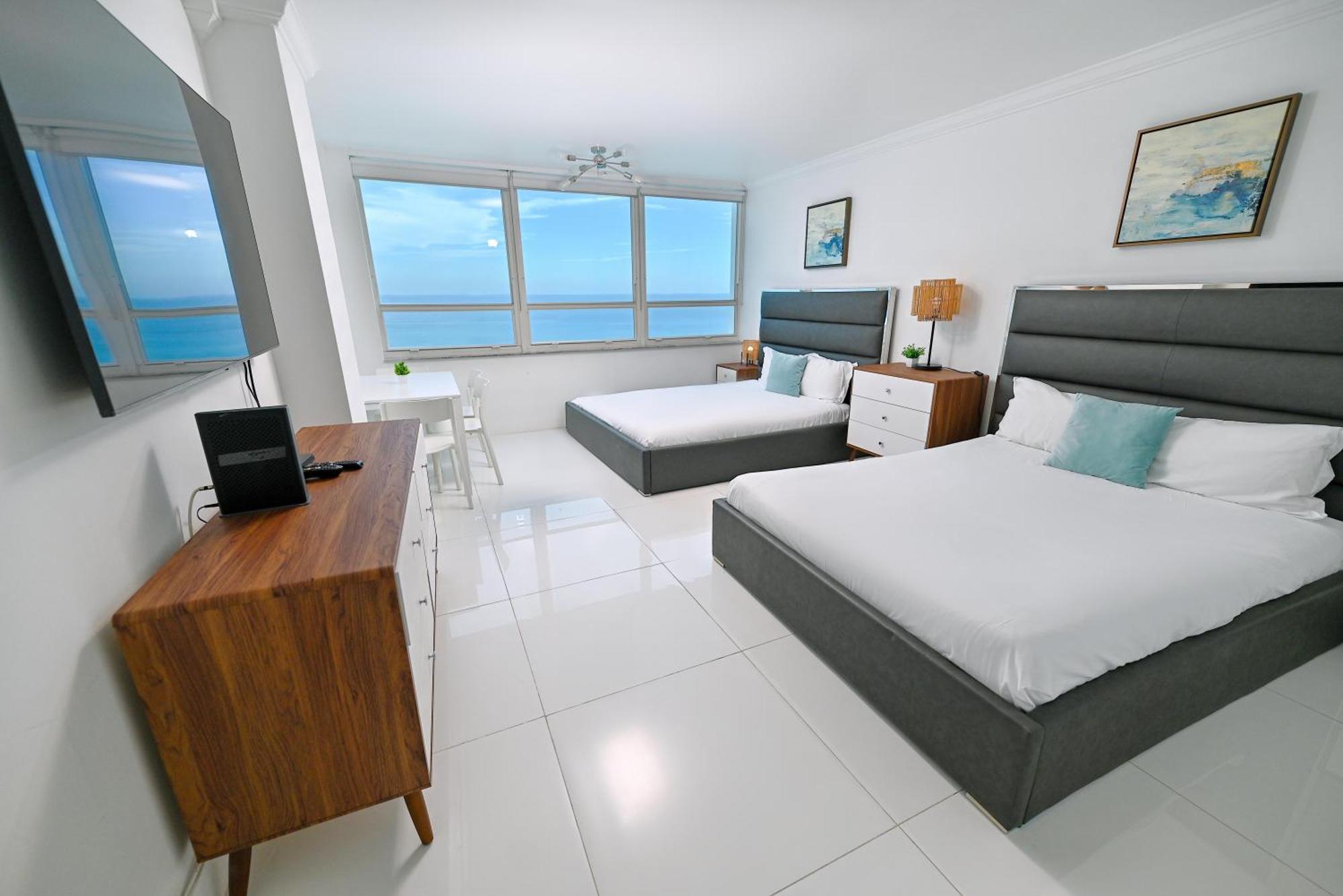 Seastays ~ Oceanfront